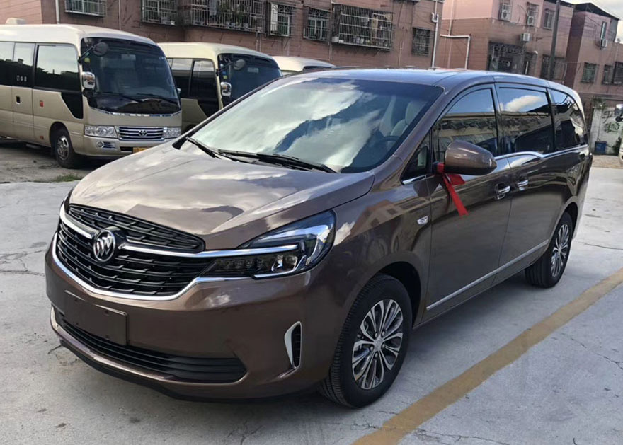 21款別克商務(wù)652T【電動門】